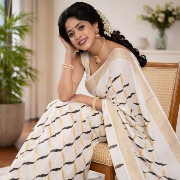Black & Gold Chain Saree